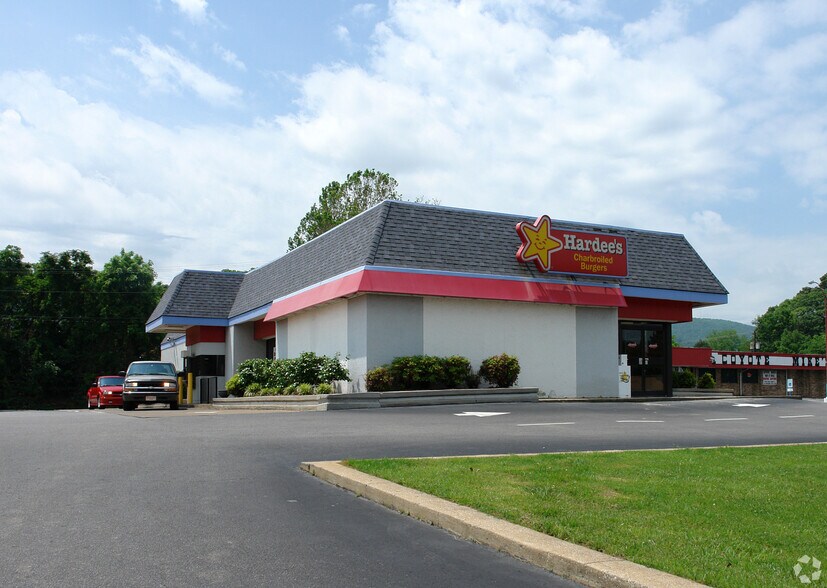 More Photos Of 320 Main St W, Sleepy Eye Fast Food For Sale