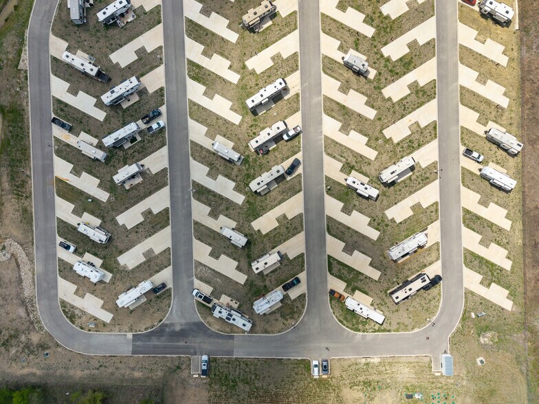 More Photos Of 9630 E US Highway 190, Rogers Trailer Camper Park For Sale