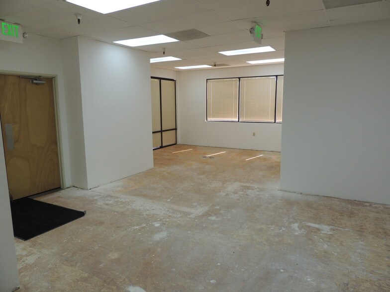 More Photos Of 13395 New Airport Rd, Auburn Light Manufacturing For Lease
