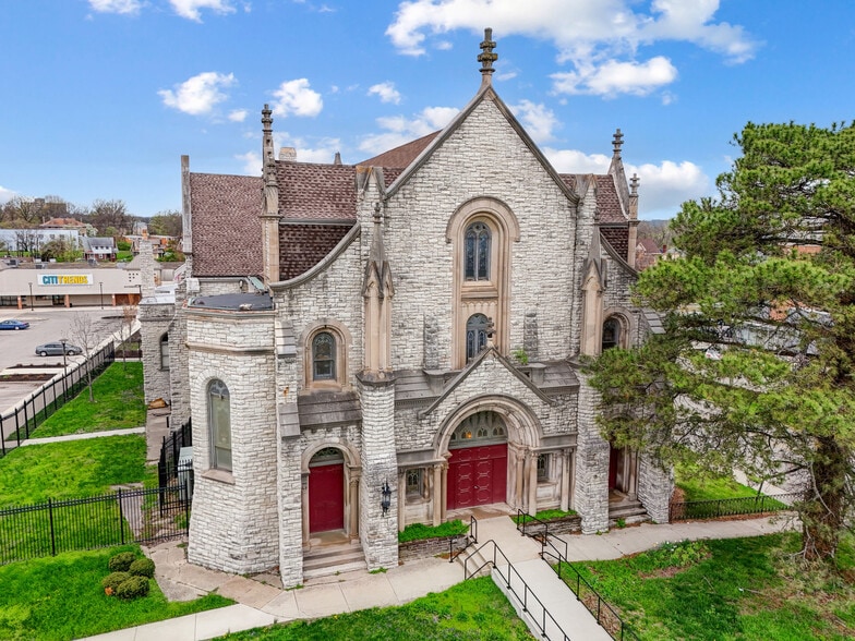 More Photos Of 3549 Reading Rd, Cincinnati Religious Facility For Sale