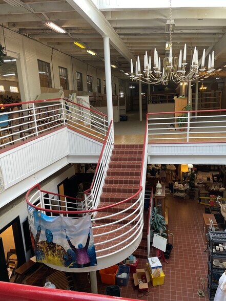 More Photos Of 144 Runnymeade rd, Bunker Hill General Retail For Sale