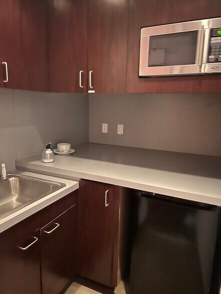 More Photos Of 127-129 E 31st St, New York Apartments For Lease