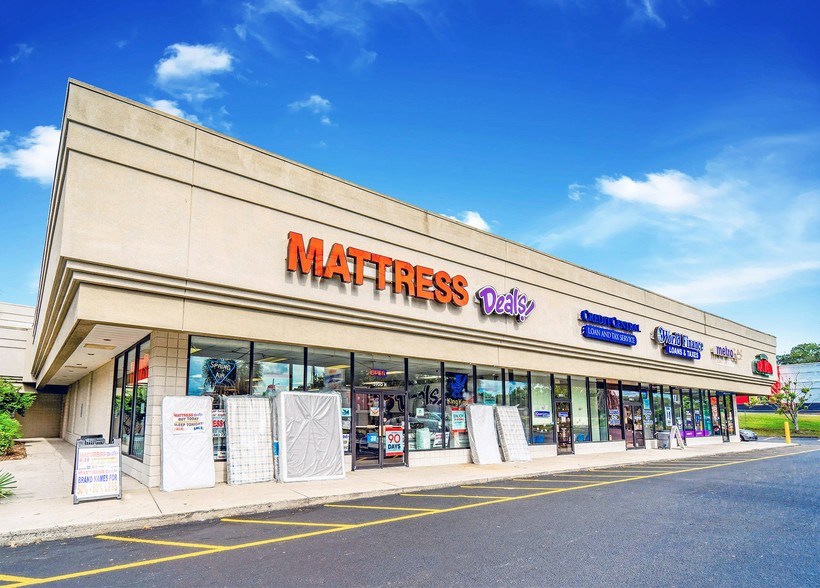 More Photos Of 5900 Rivers Ave, North Charleston Unknown For Lease