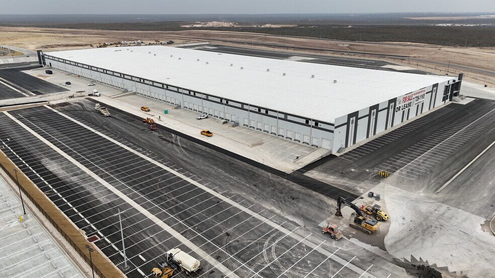 More Photos Of 15409 Mercury Dr, Laredo Distribution For Sale