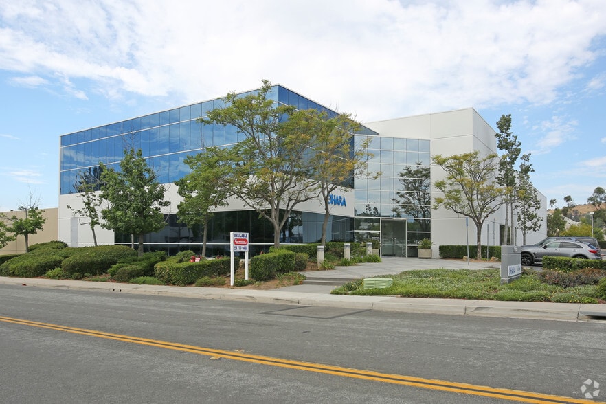 More Photos Of 23141 Arroyo Vista, Rancho Santa Margarita Warehouse For Lease