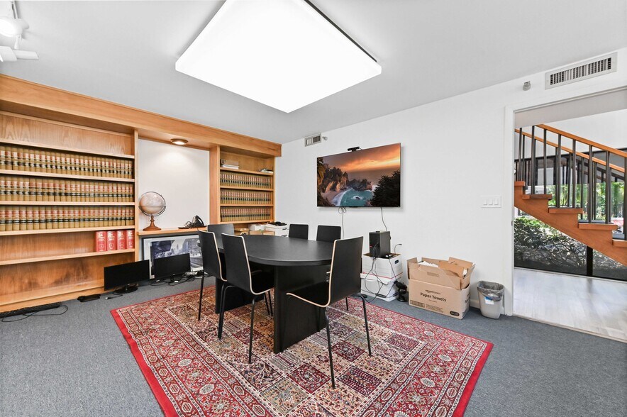 More Photos Of 355 NE 5th Ave, Delray Beach Loft Creative Space For Lease