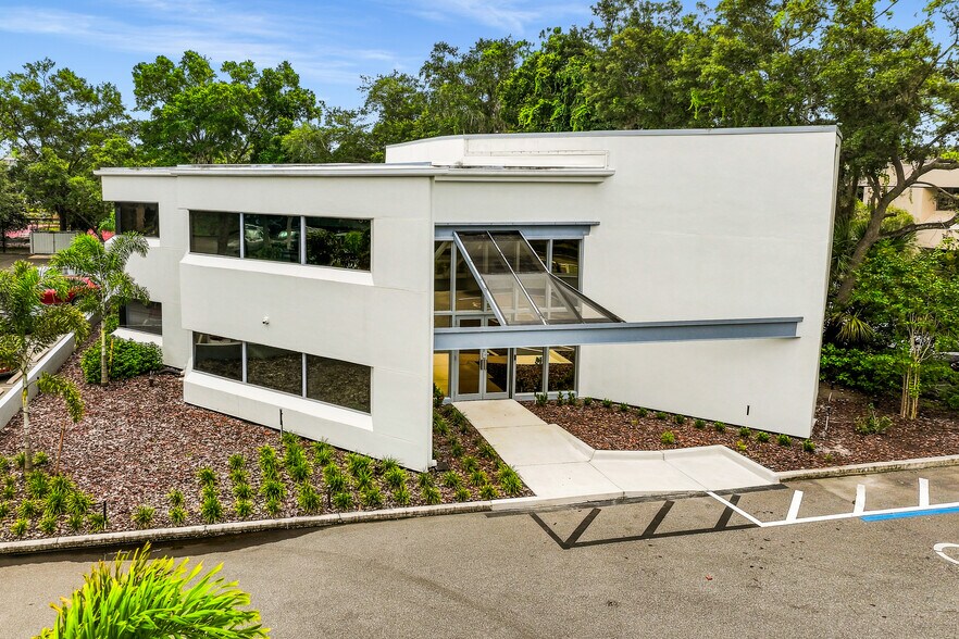 More Photos Of 238 N Westmonte Dr, Altamonte Springs Office For Lease