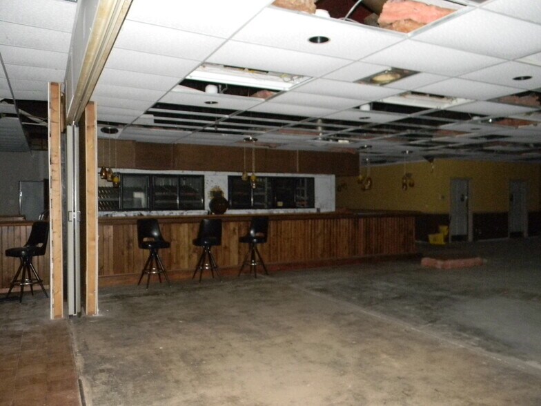 More Photos Of 8575 N County Road 25A, Piqua Light Manufacturing For Sale