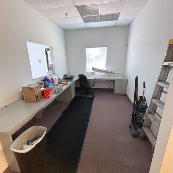 More Photos Of 1650 12th St E, Palmetto Manufacturing For Sale