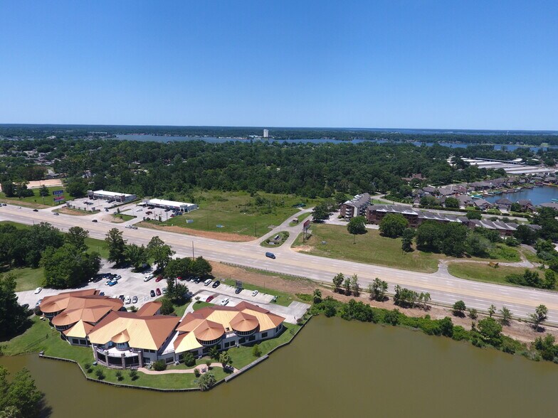 More Photos Of 18001 W Highway 105, Montgomery Medical For Lease