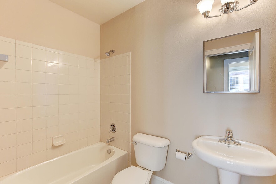 More Photos Of 1432 Pennsylvania St, Denver Apartments For Sale