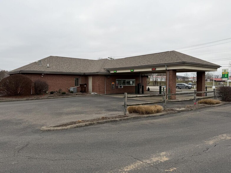 More Photos Of 8550 State Route 339 South Rt, Vincent General Retail For Sale