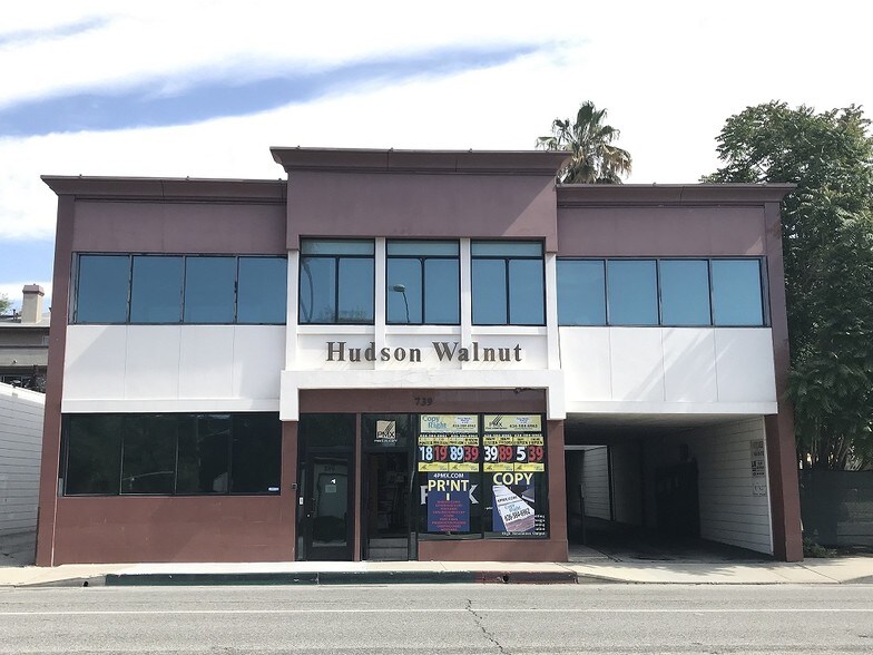 More Photos Of 739 E Walnut St, Pasadena Loft Creative Space For Lease