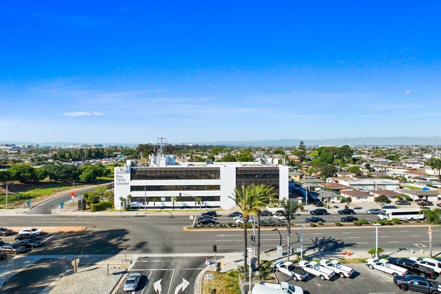 More Photos Of 5155 W Rosecrans Ave, Hawthorne Loft Creative Space For Sale