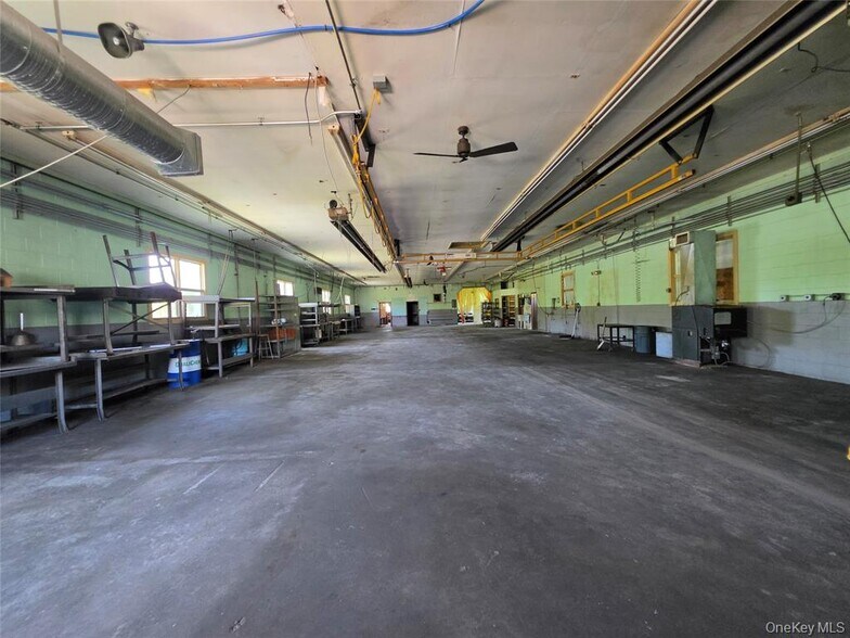 More Photos Of 295 Jeffersonville North Branch Rd, Jeffersonville Industrial For Sale