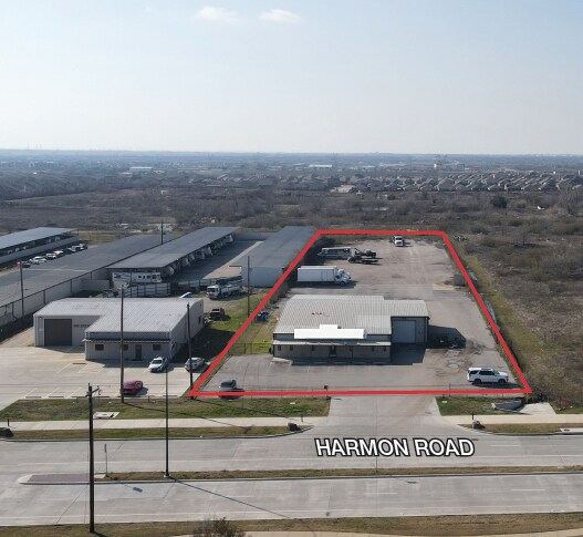 More Photos Of 10111 Harmon Rd, Fort Worth Warehouse For Sale
