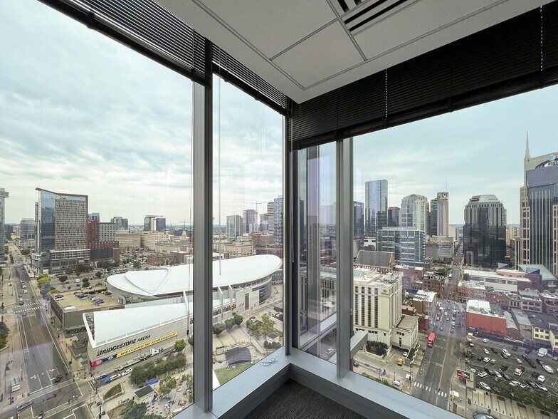 More Photos Of 200 4th Ave S, Nashville Office For Lease