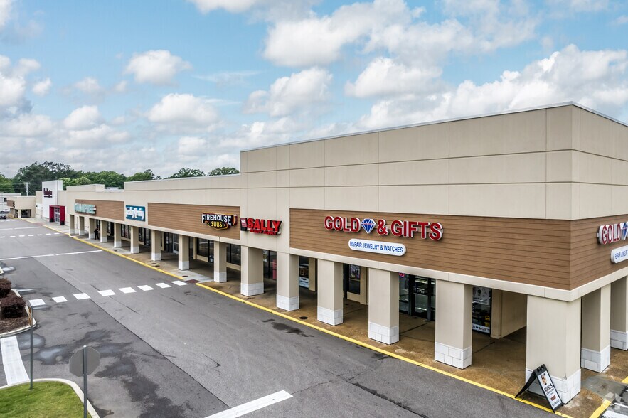 More Photos Of 5016-5074 Park Ave, Memphis Coworking Space