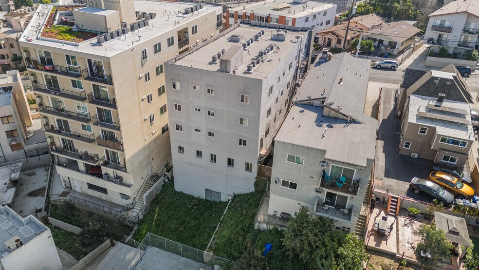 More Photos Of 845 Bunker Hill Ave, Los Angeles Apartments For Sale
