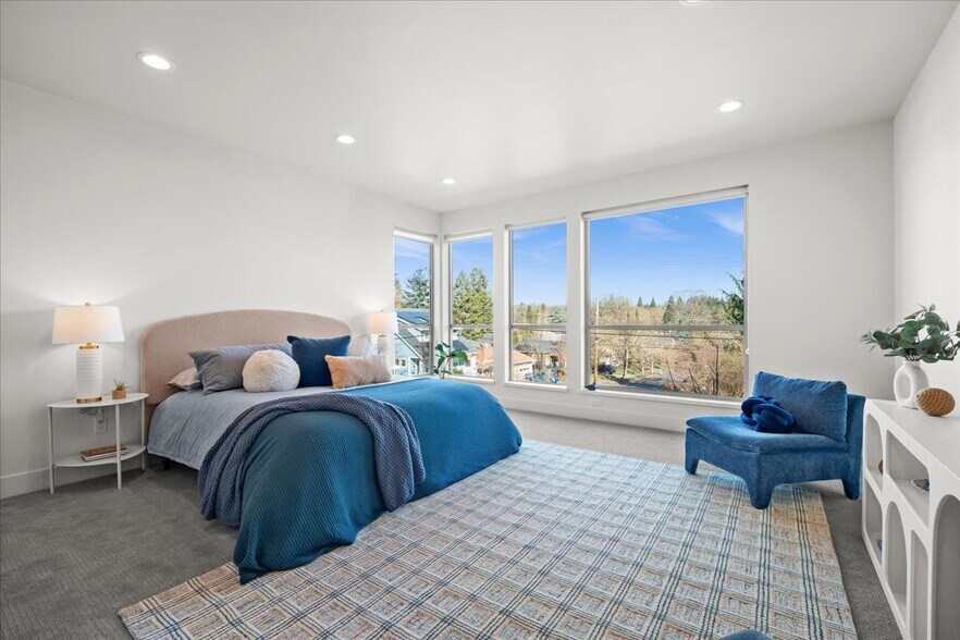 More Photos Of 8057 SE 19th Ave, Portland Apartments For Sale