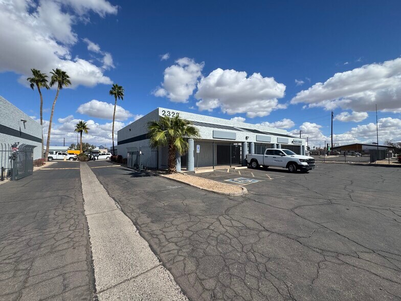 Primary Photo Of 2328 E Van Buren St, Phoenix Warehouse For Lease