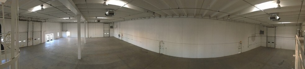 More Photos Of 1450 Candelaria Rd NE, Albuquerque Warehouse For Lease