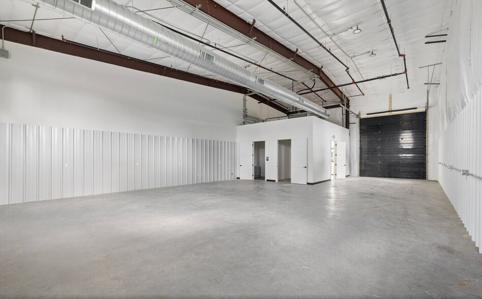 More Photos Of 1552 Boston st, Lehi Industrial For Lease