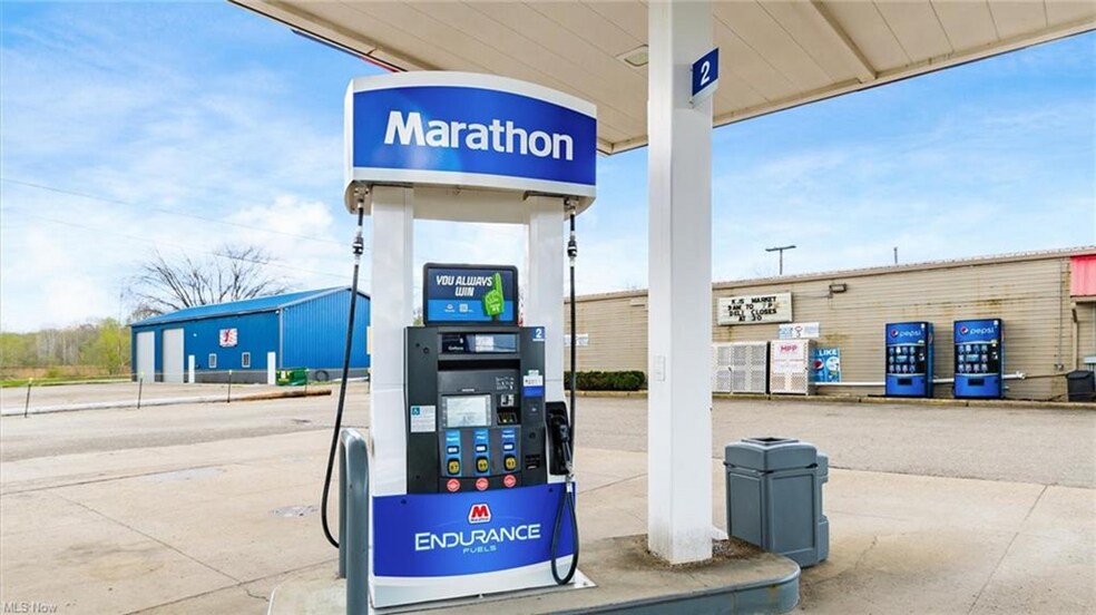 More Photos Of 726 China St, Crooksville General Retail For Sale