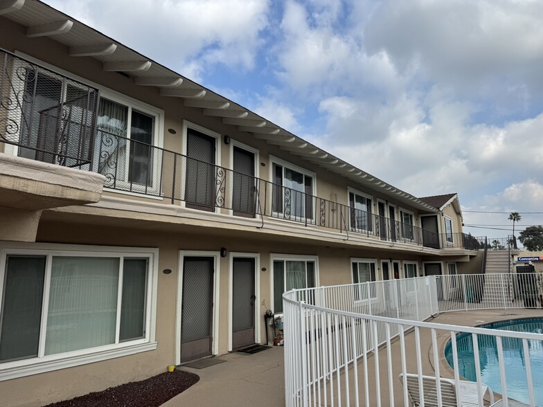 More Photos Of 1124-1130 S Lemon St, Anaheim Apartments For Sale