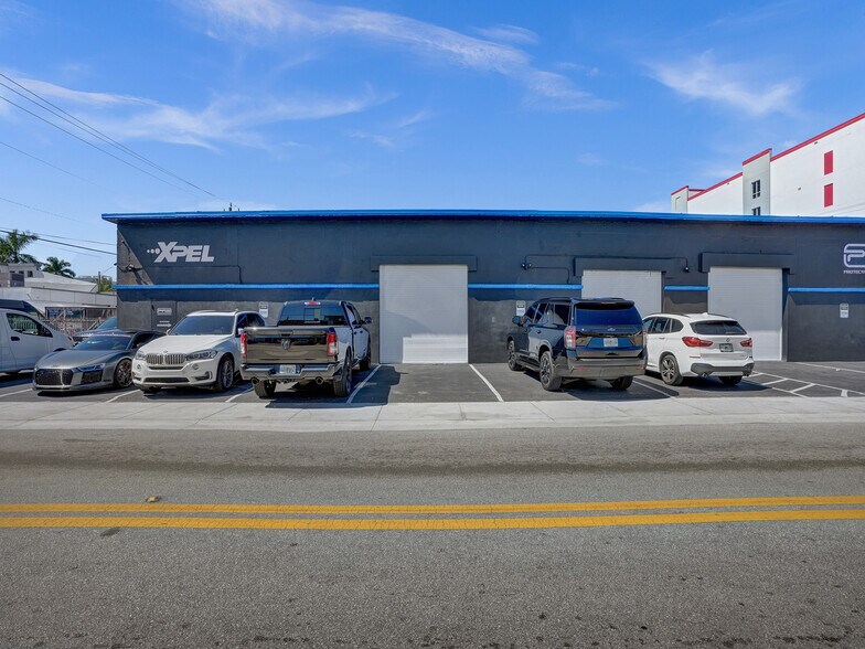 More Photos Of 15-21 NW 9th Ave, Fort Lauderdale Warehouse For Sale