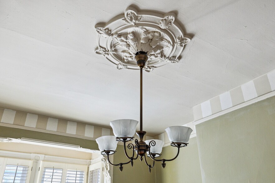 More Photos Of 423-433 S Van Ness Ave, San Francisco Apartments For Sale