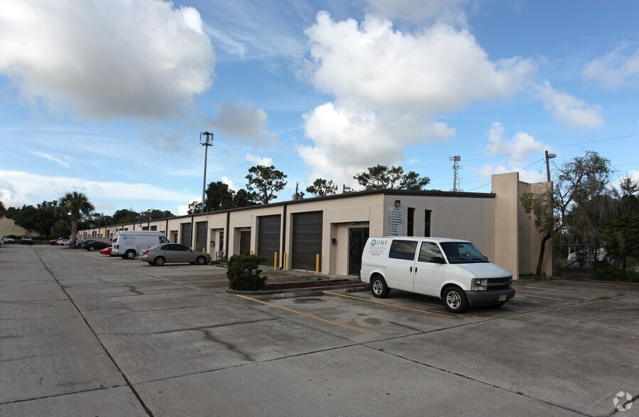 More Photos Of 9214-9270 Lazy Ln, Tampa Warehouse For Lease