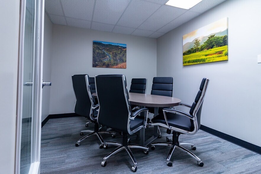 More Photos Of 2711 McHenry Ave, Modesto Bank For Lease