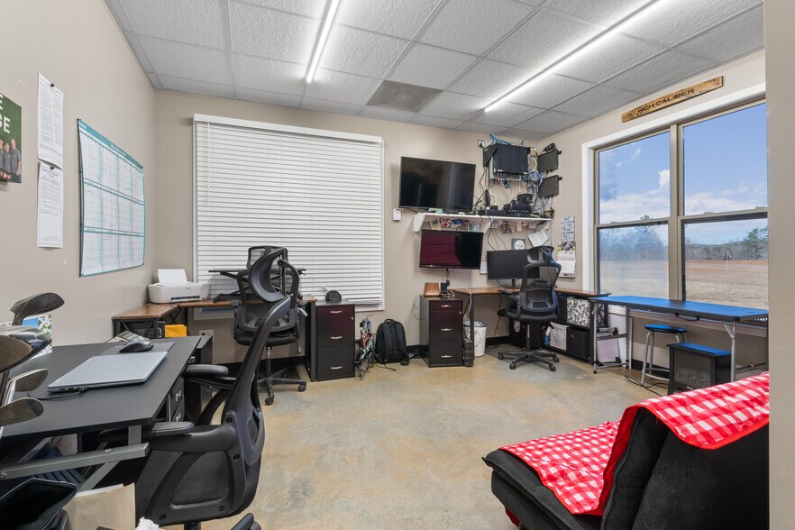 More Photos Of 1310 County Road 269, Wedowee Golf Course Driving Range For Sale