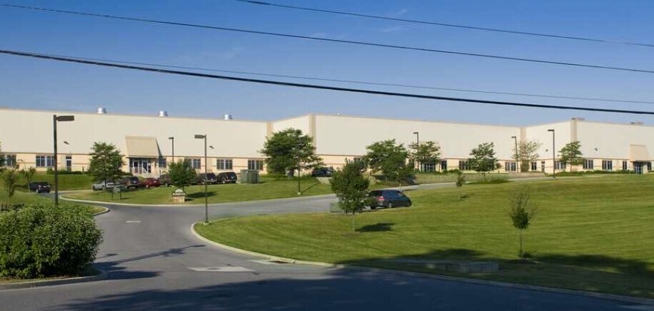 More Photos Of 100 Cheshire Ct, Coatesville Warehouse For Lease