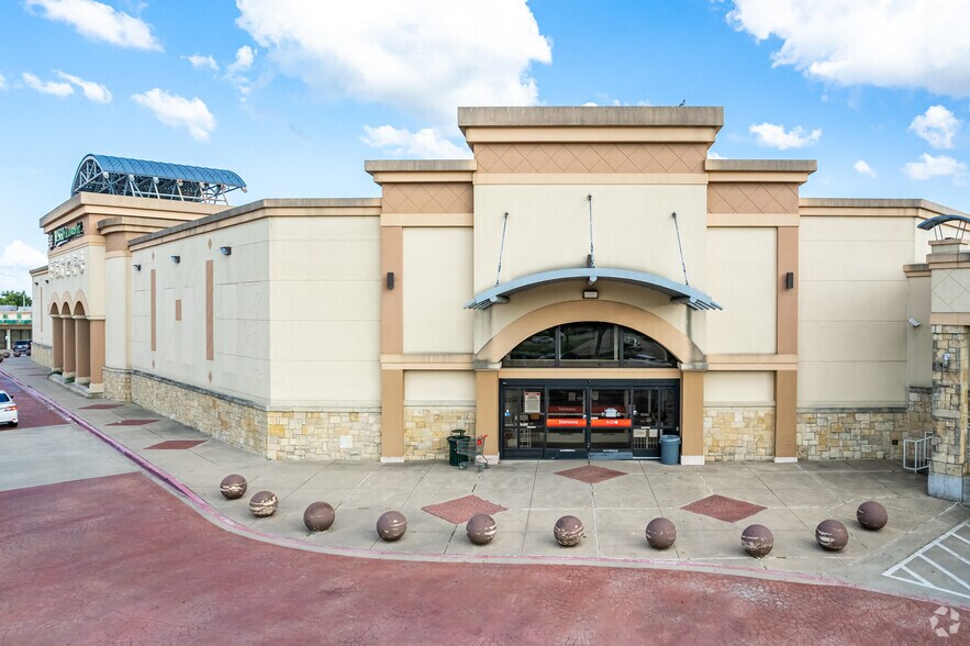 More Photos Of 240 Legacy Dr, Plano Unknown For Lease