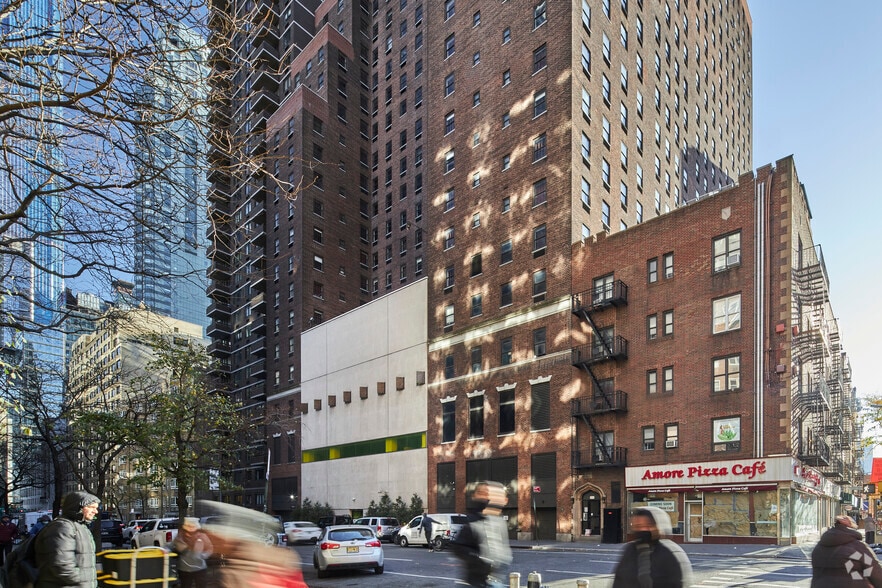 Primary Photo Of 353 W 57th St, New York Hotel For Lease
