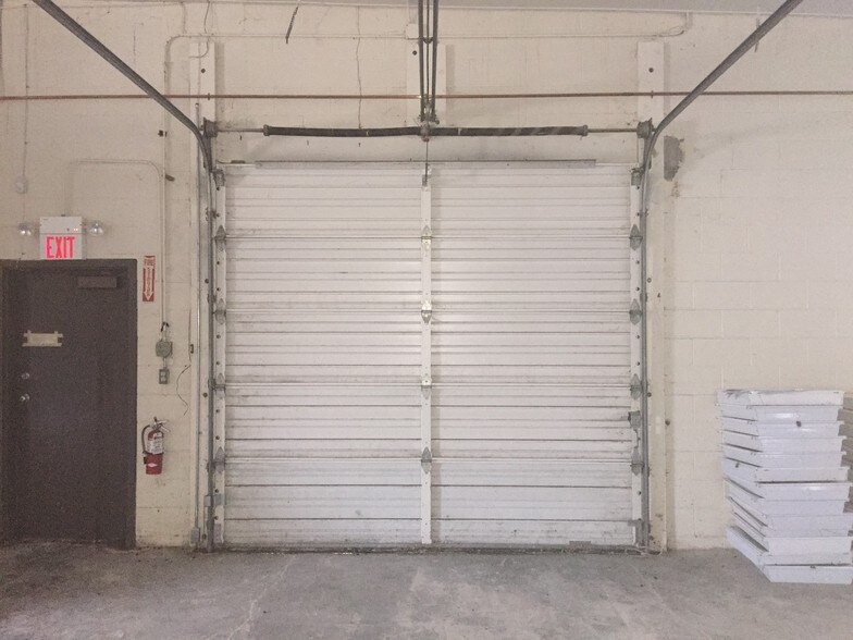 More Photos Of 30 Kinsey Rd, Xenia Light Distribution For Lease