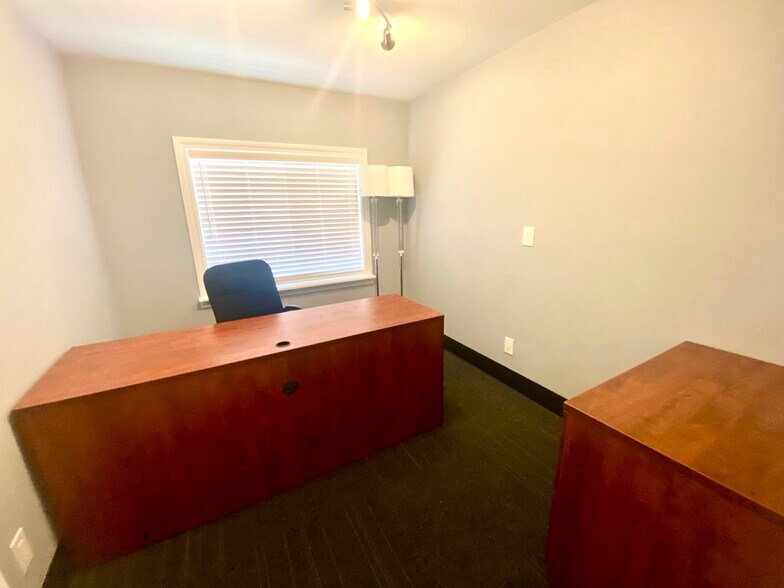 More Photos Of 1316 NE 99th St, Vancouver Medical For Lease