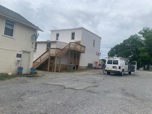 More Photos Of 901 S Colorado St, Salem Storefront For Sale