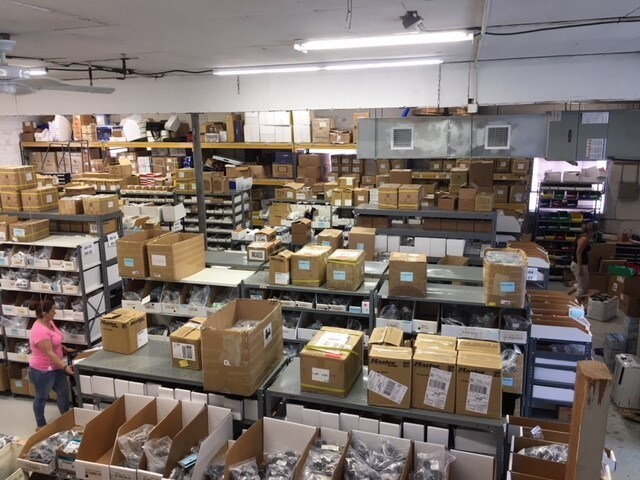 More Photos Of 32-36 Gazza Blvd, Farmingdale Manufacturing For Lease