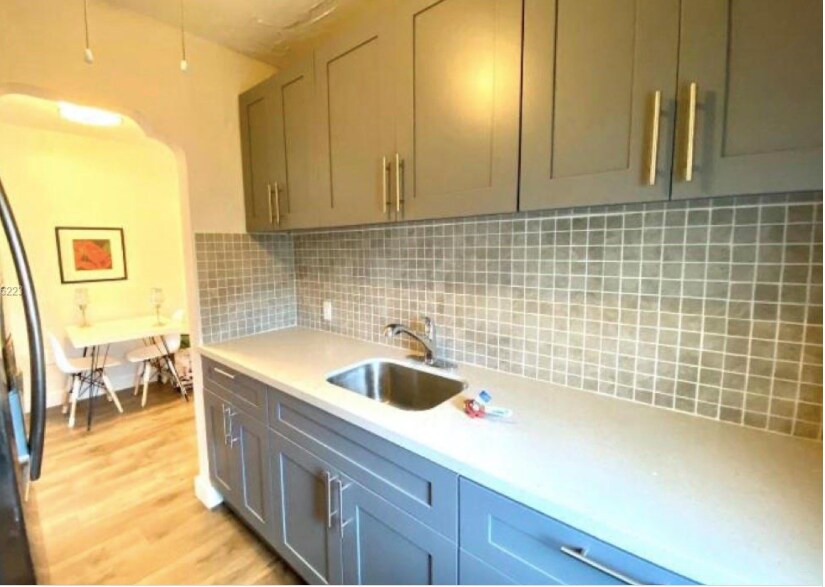 More Photos Of 7630 Byron Ave, Miami Beach Apartments For Sale