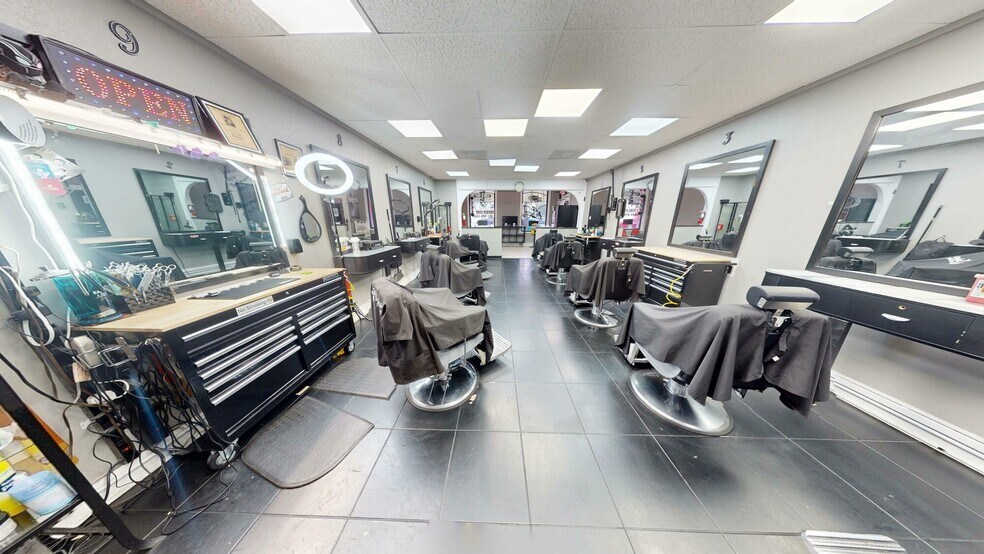 More Photos Of 101 W 1st St, Sanford Storefront For Sale