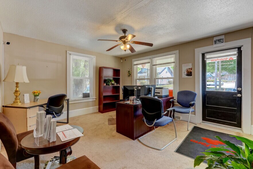 More Photos Of 529 Boyd St, Reidsville Office For Sale