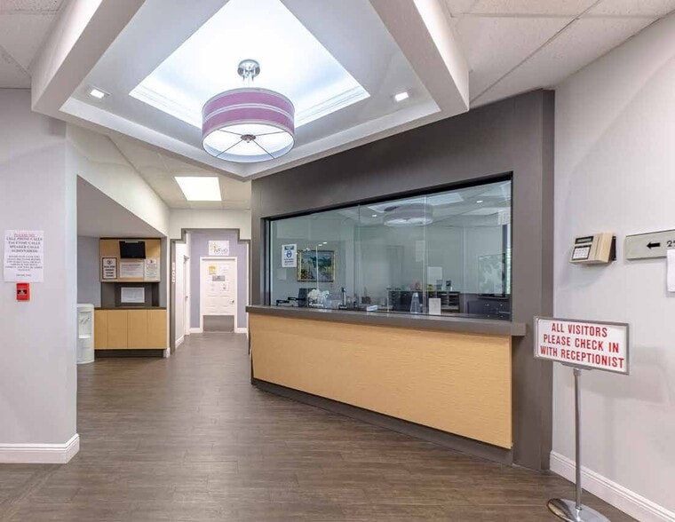 More Photos Of 9900 Stirling Rd, Cooper City Unknown For Lease