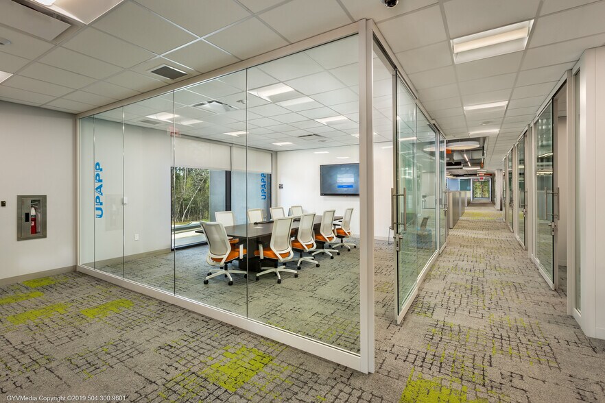 More Photos Of 1351 Holiday Square Blvd, Covington Office For Lease