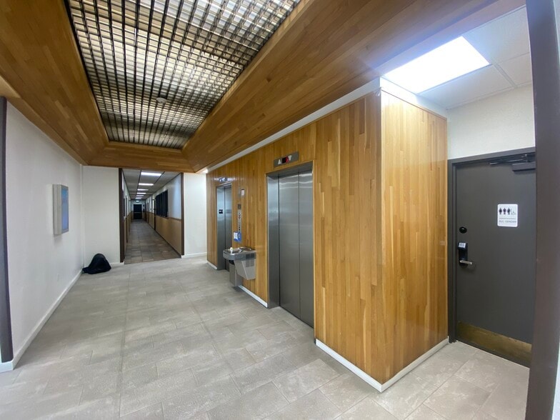 More Photos Of 236 W 6th St, Reno Medical For Lease