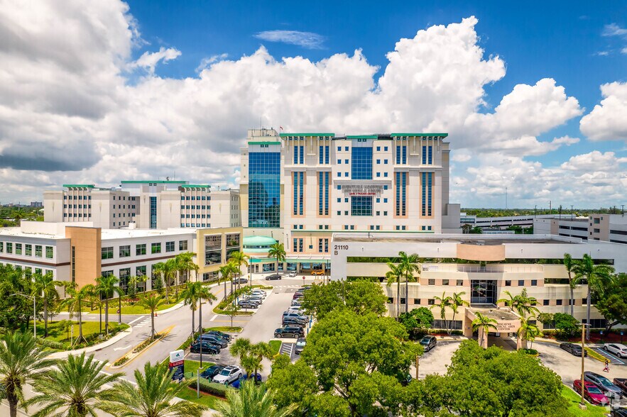 More Photos Of 21097 NE 27th Ct, Aventura Hospital For Lease