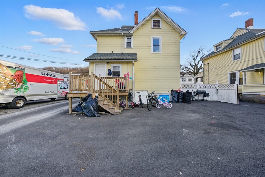 More Photos Of 203 E Blackwell St, Dover Multifamily For Sale