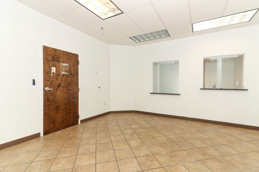 More Photos Of 6735 Conroy Windermere Rd, Orlando Medical For Sale